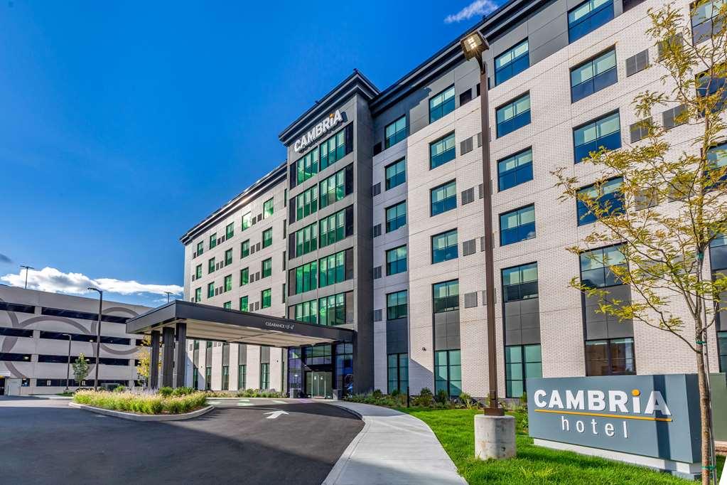 Cambria Hotel New Haven University Area Buitenkant foto